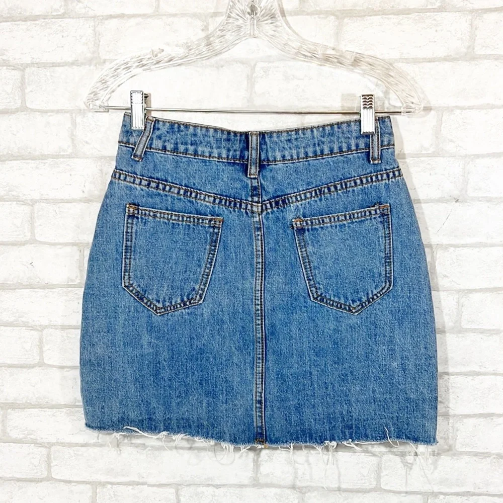 Joeoy denim raw hem skirt size small